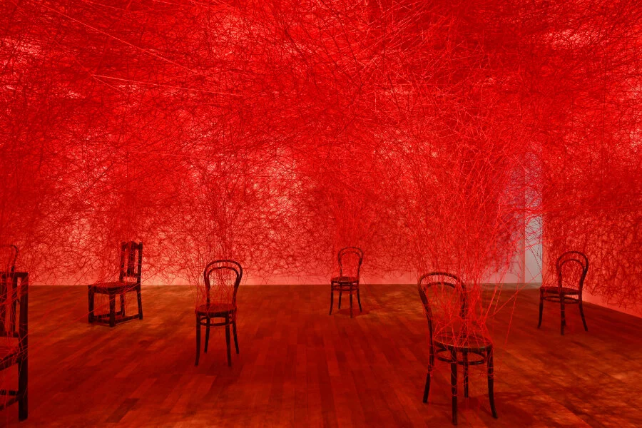 CHIHARU SHIOTA–塩田千春